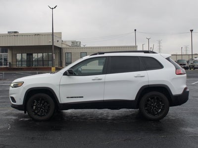 2023 Jeep Cherokee Altitude Lux