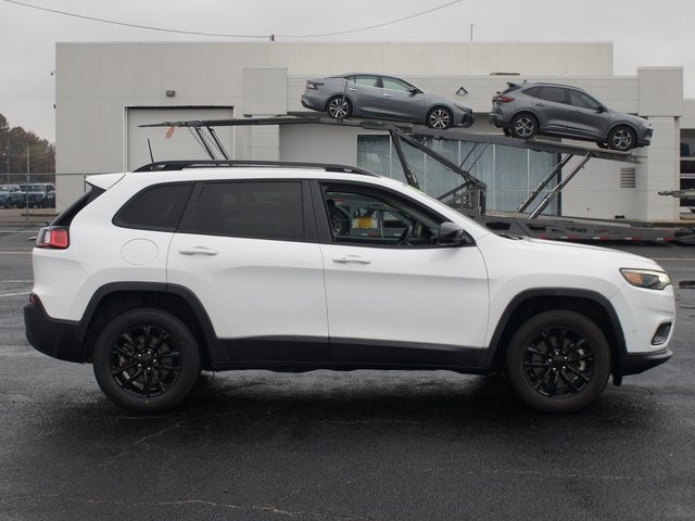 2023 Jeep Cherokee Altitude Lux