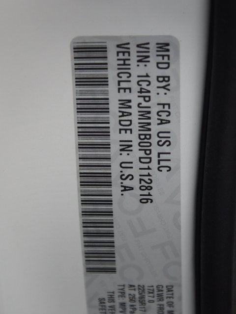 2023 Jeep Cherokee Altitude Lux