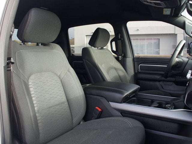 2025 RAM 1500 Big Horn Crew Cab 4x4 5'7" Box