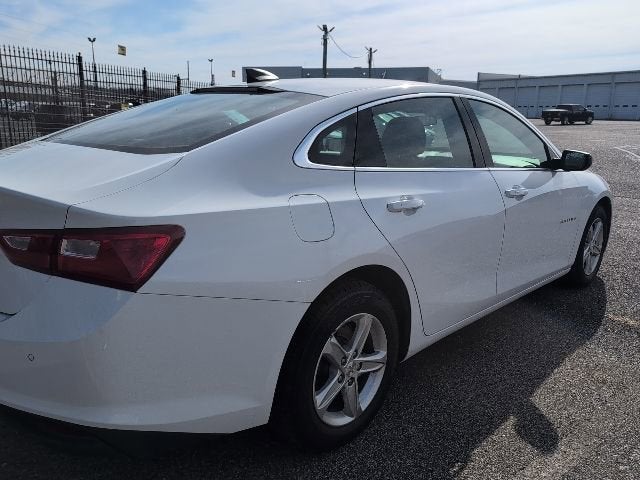 2024 Chevrolet Malibu FL