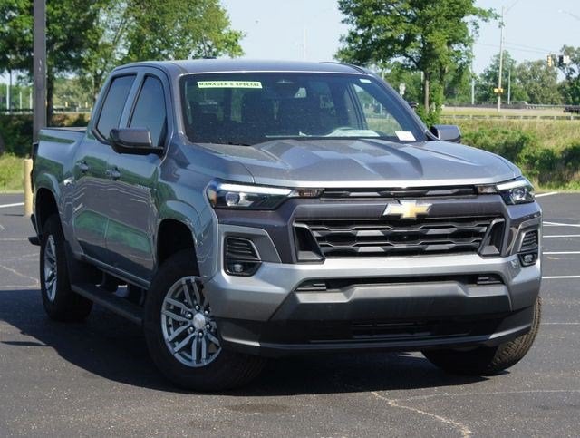 2025 Chevrolet Colorado WT/LT