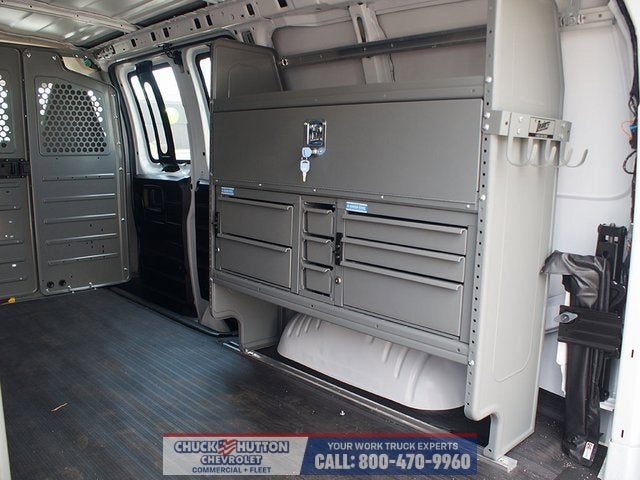 2025 Chevrolet Express Cargo 2500 WT