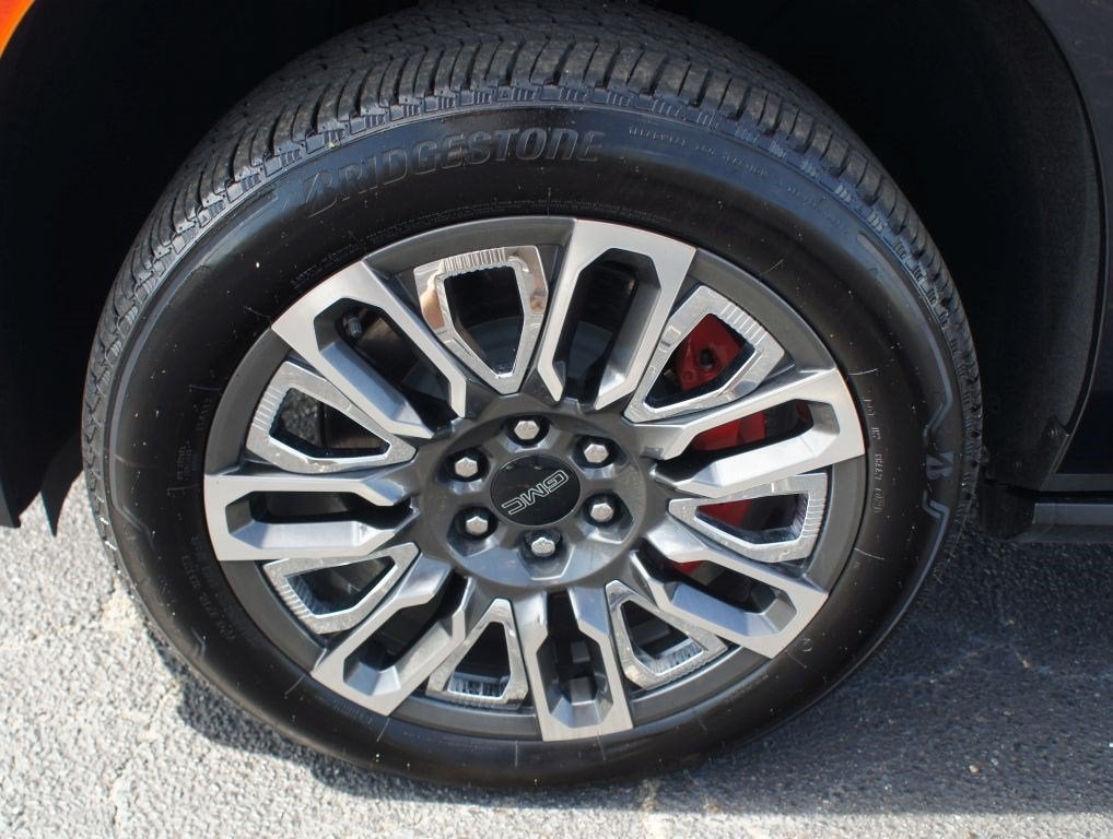 2024 GMC Yukon Denali Ultimate