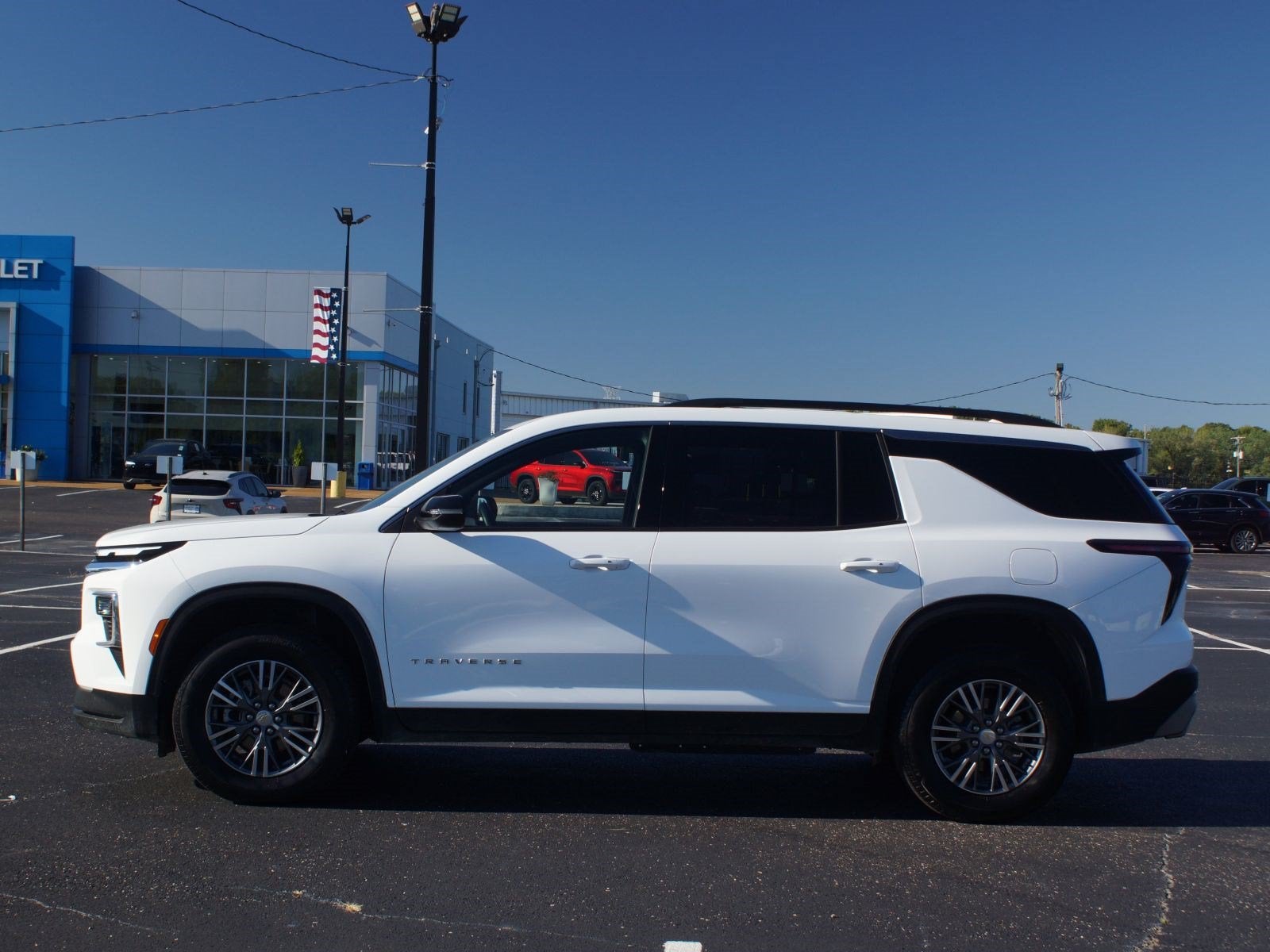 2026 Chevrolet Traverse LT