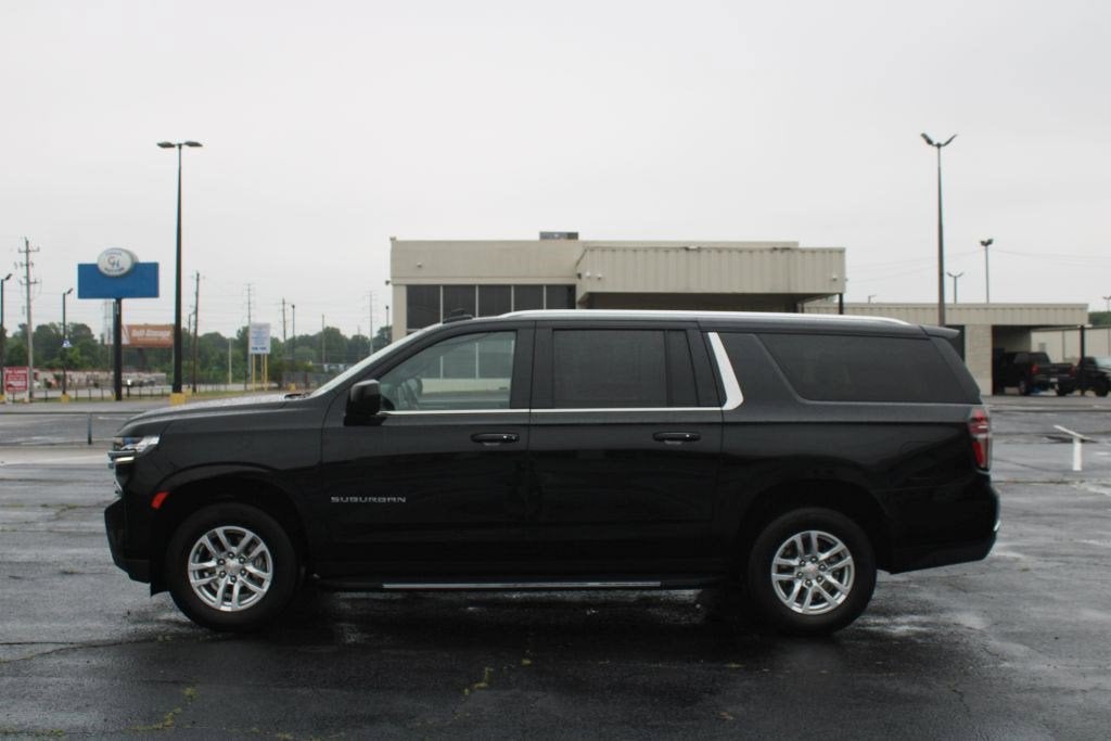 2024 Chevrolet Suburban LT