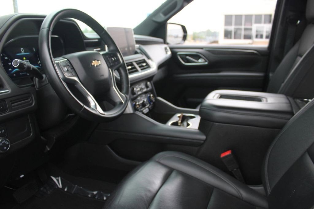 2024 Chevrolet Suburban LT