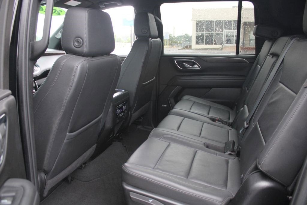 2024 Chevrolet Suburban LT