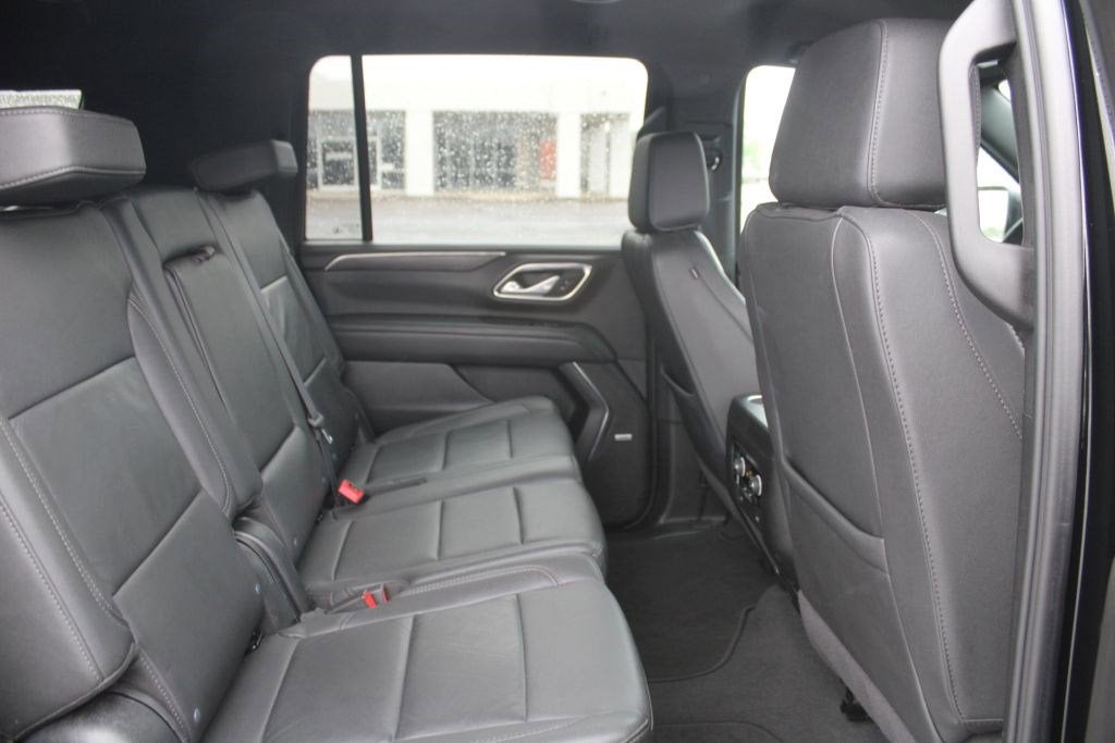 2024 Chevrolet Suburban LT