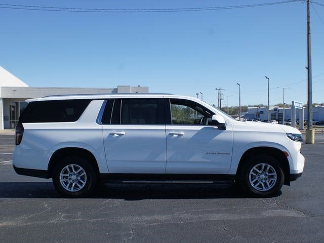 2024 Chevrolet Suburban LT