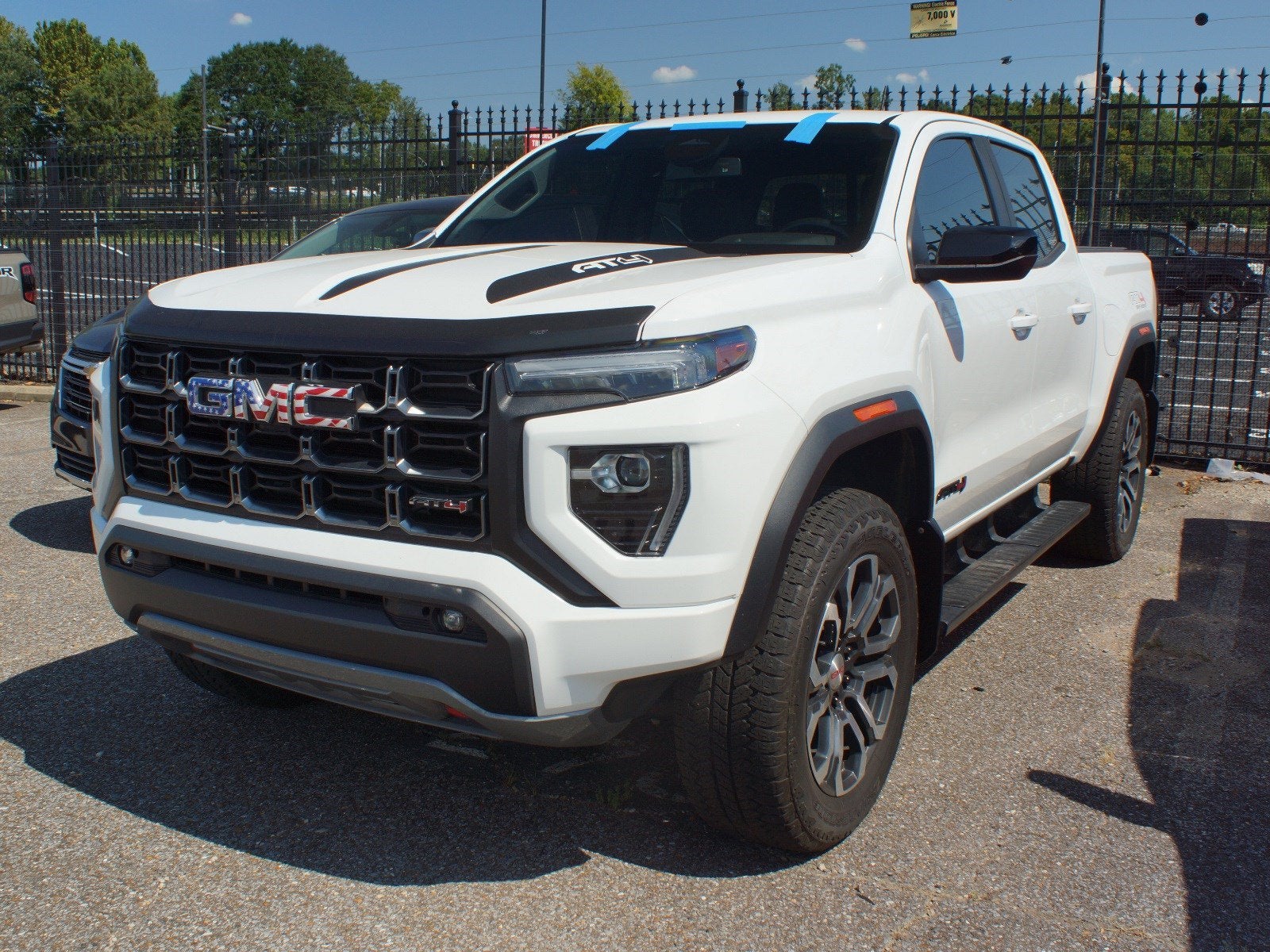 2024 GMC Canyon AT4