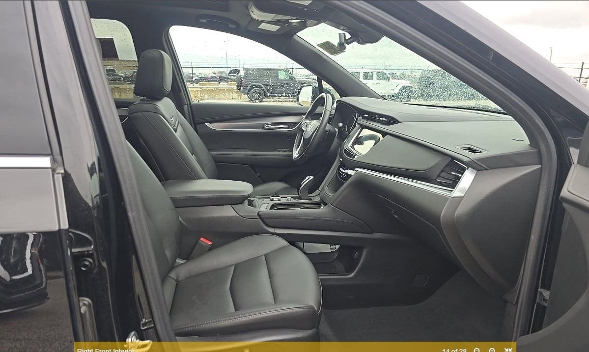 2024 Cadillac XT6 Luxury