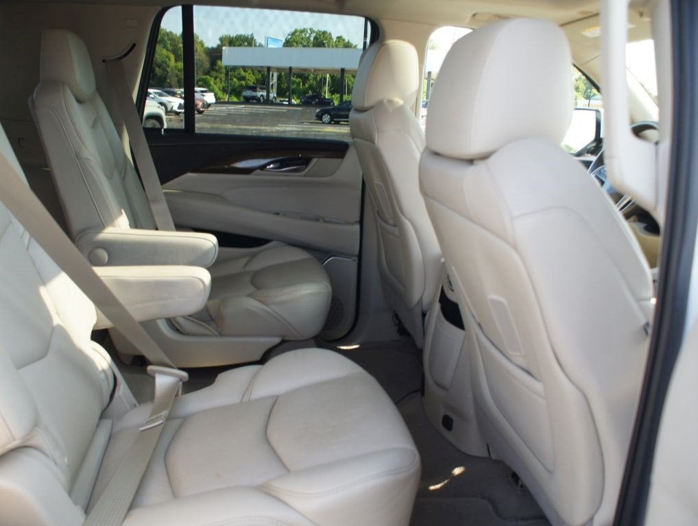 2020 Cadillac Escalade Luxury
