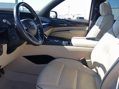 2022 Cadillac Escalade Premium Luxury