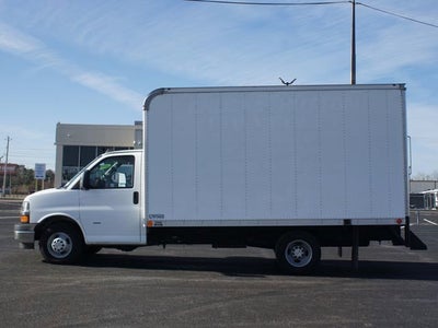 2022 Chevrolet Express Cutaway 3500 Work Van