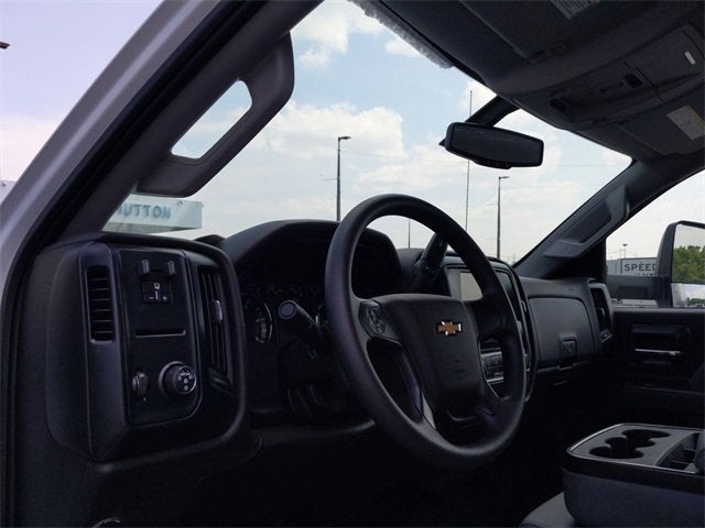 2022 Chevrolet Silverado 5500 HD Work Truck