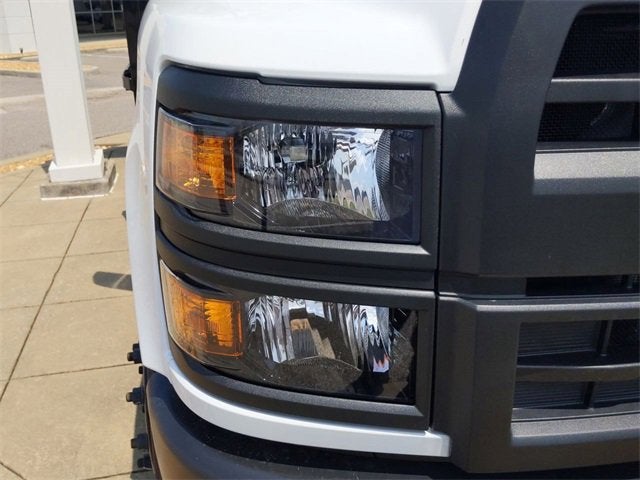 2022 Chevrolet Silverado 6500 HD Work Truck