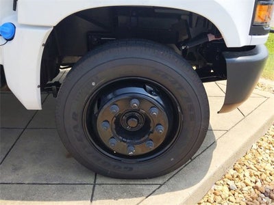 2022 Chevrolet Silverado 6500 HD Work Truck