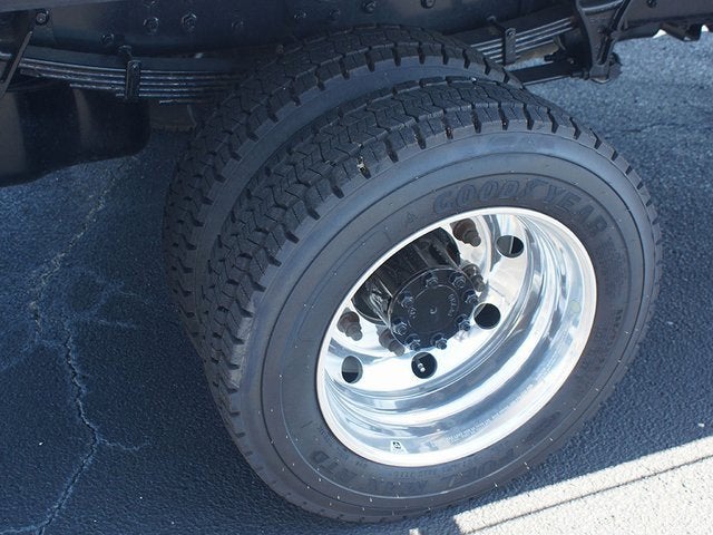 2022 Chevrolet Silverado 5500 HD Work Truck