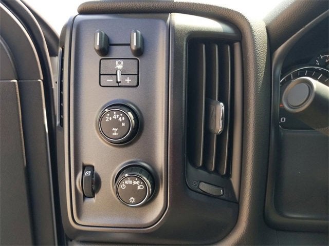 2023 Chevrolet Silverado 5500 HD Work Truck