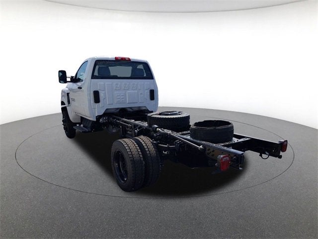 2023 Chevrolet Silverado 5500 HD Work Truck