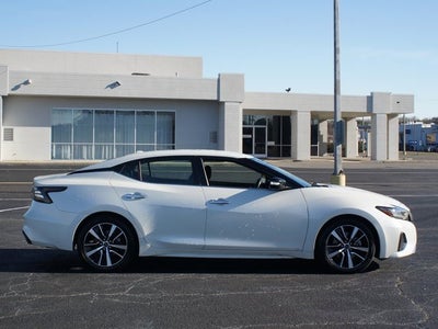 2023 Nissan Maxima SV