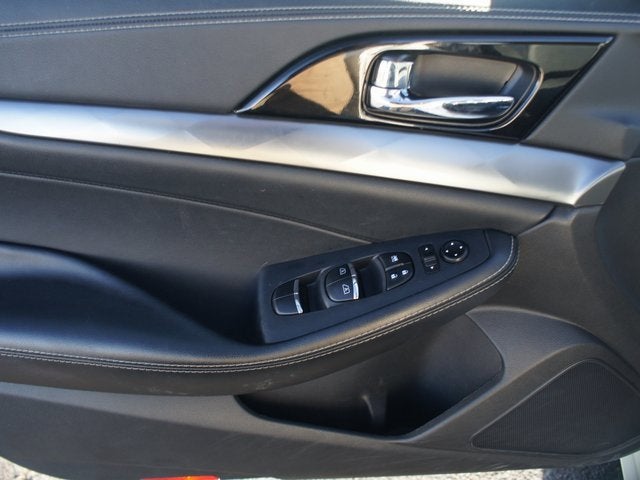 2023 Nissan Maxima SV