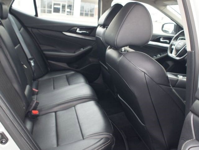 2023 Nissan Maxima SV Xtronic CVT