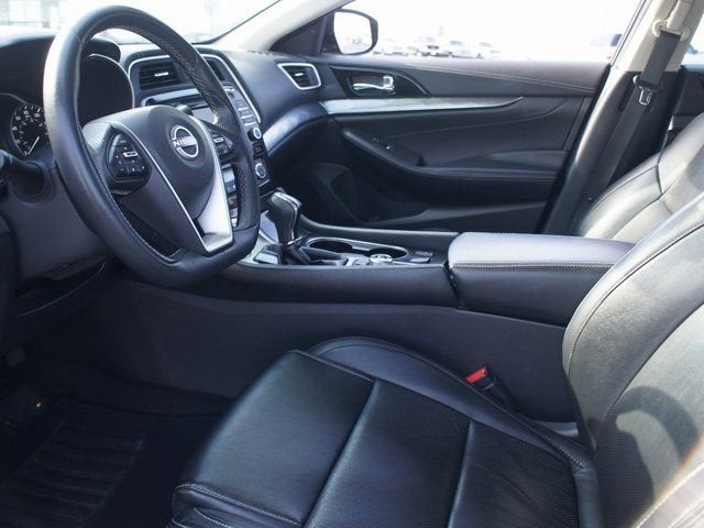 2023 Nissan Maxima SV