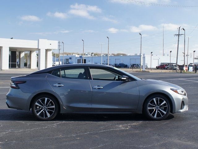 2023 Nissan Maxima SV