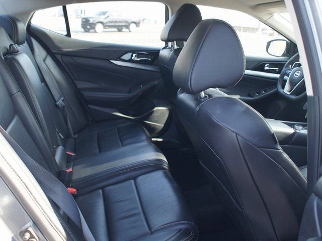 2023 Nissan Maxima SV