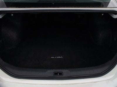 2023 Nissan Altima SR FWD