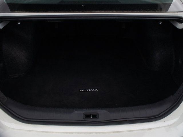 2023 Nissan Altima SR FWD