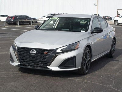 2023 Nissan Altima SR FWD