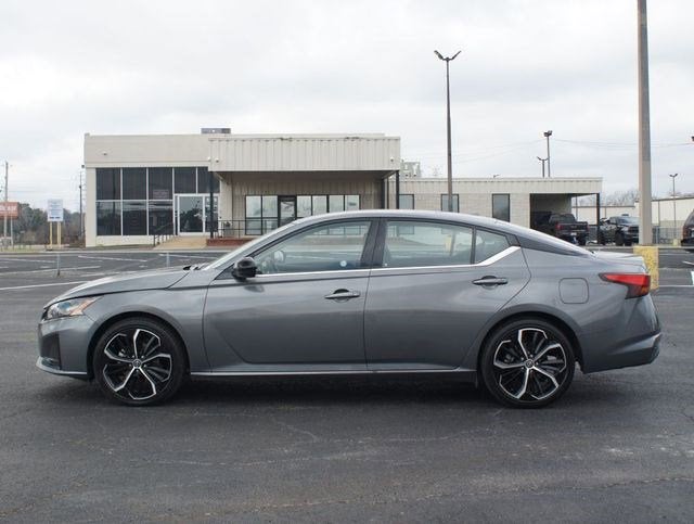 2025 Nissan Altima SR FWD