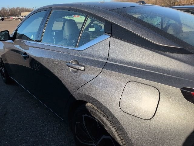 2025 Nissan Altima SR FWD