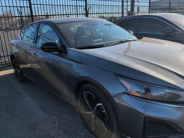 2025 Nissan Altima SR FWD