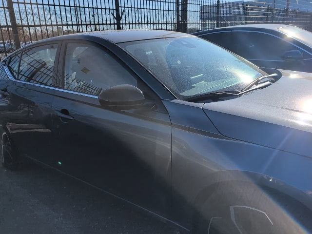 2025 Nissan Altima SR FWD