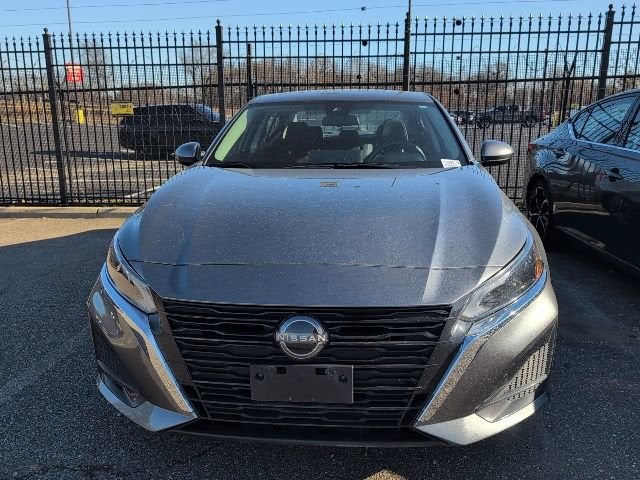 2023 Nissan Altima SV FWD