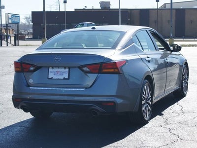 2023 Nissan Altima SV FWD