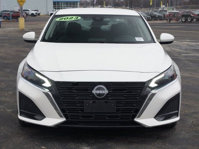 2023 Nissan Altima SV FWD