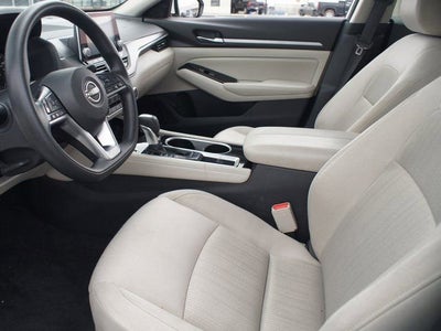 2023 Nissan Altima SV FWD