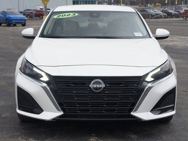 2023 Nissan Altima SV FWD