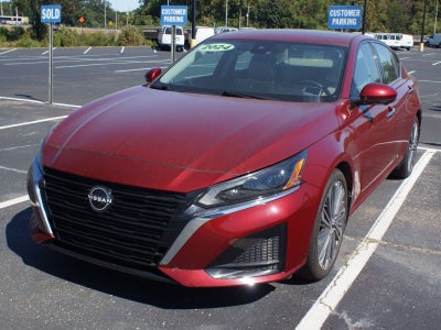 2024 Nissan Altima SL FWD