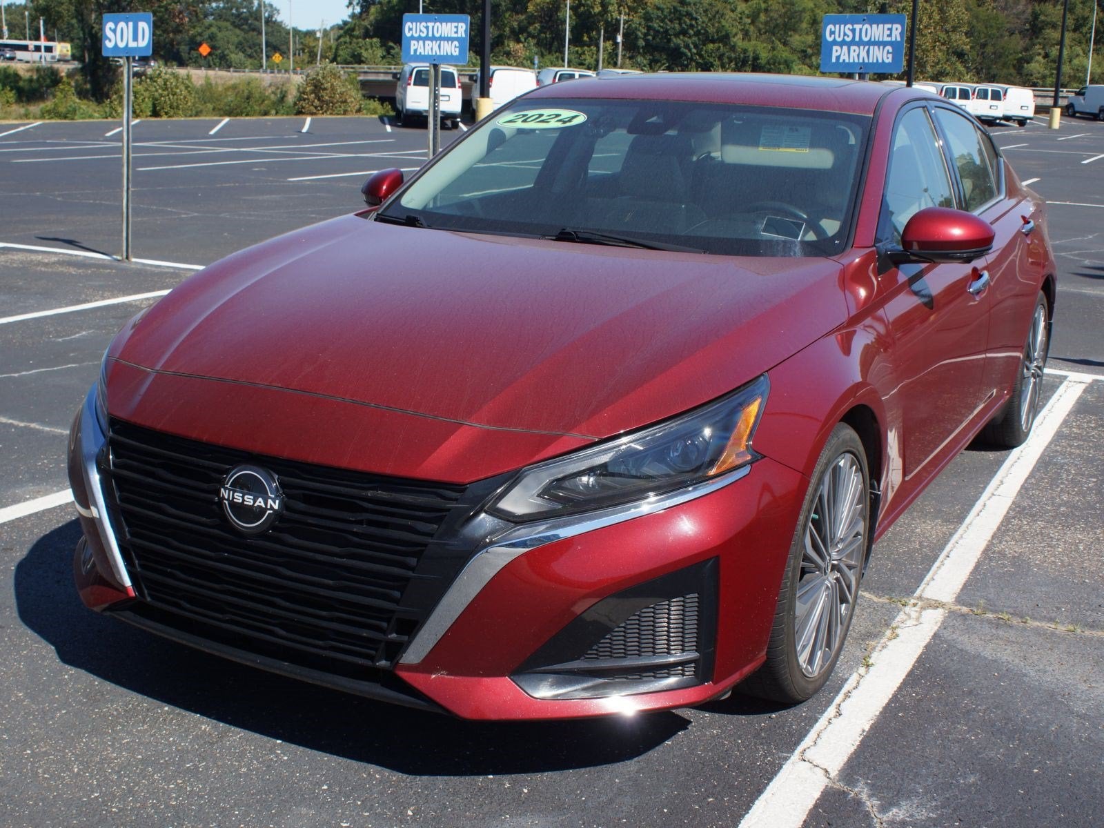 2024 Nissan Altima SL FWD