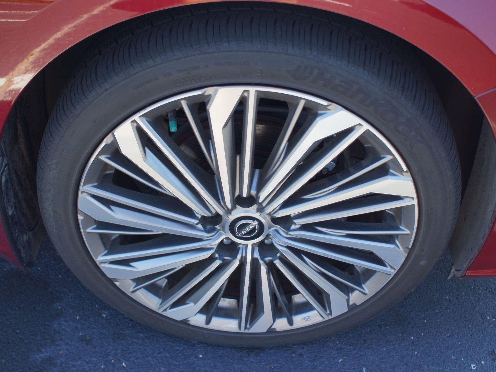2024 Nissan Altima SL FWD