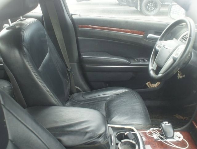 2012 Chrysler 300 Limited