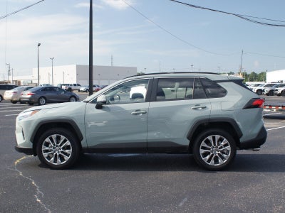 2022 Toyota RAV4 XLE Premium