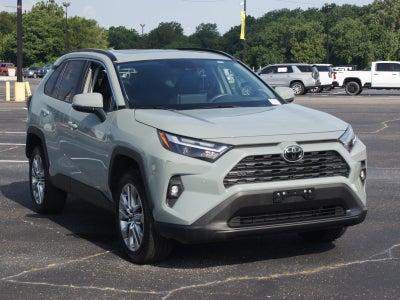 2022 Toyota RAV4 XLE Premium