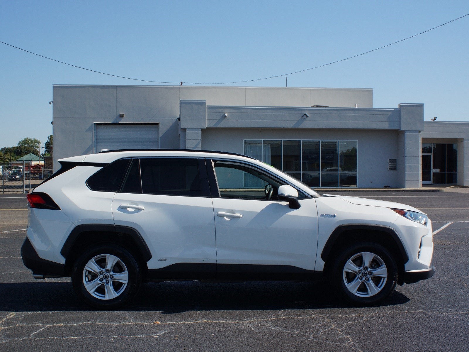 2020 Toyota RAV4 Hybrid XLE